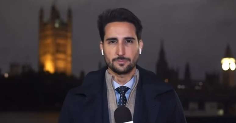 O jovem correspondente da Globo em Londres, onde chegou em 2022