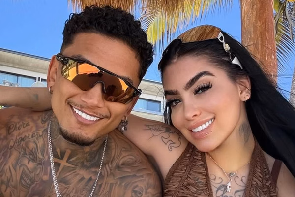 MC Mirella vira piada após vídeo de sexo com Dynho vizaralizar