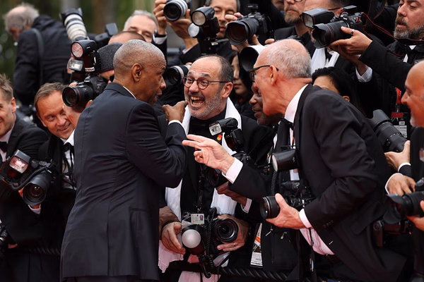 Vídeo: Denzel Washington briga com fotógrafo no Festival de Cannes