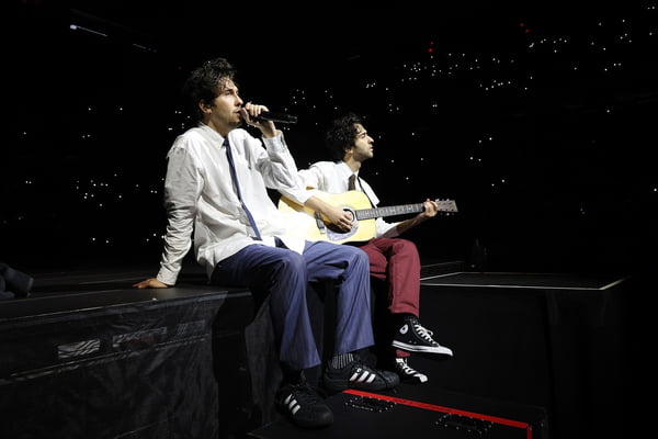 Quem é Nat Wolff, suposto namorado da cantora Billie Eilish