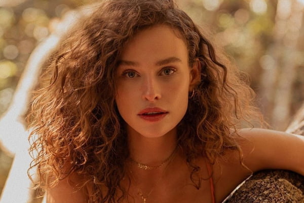 Maidê Mahl comemora avanços em sessões de fisioterapia: “Sozinha”