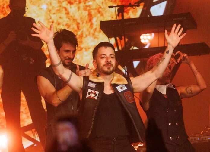 Junior anuncia gravação de show no Rio de Janeiro: "cheio de surpresinha boa"