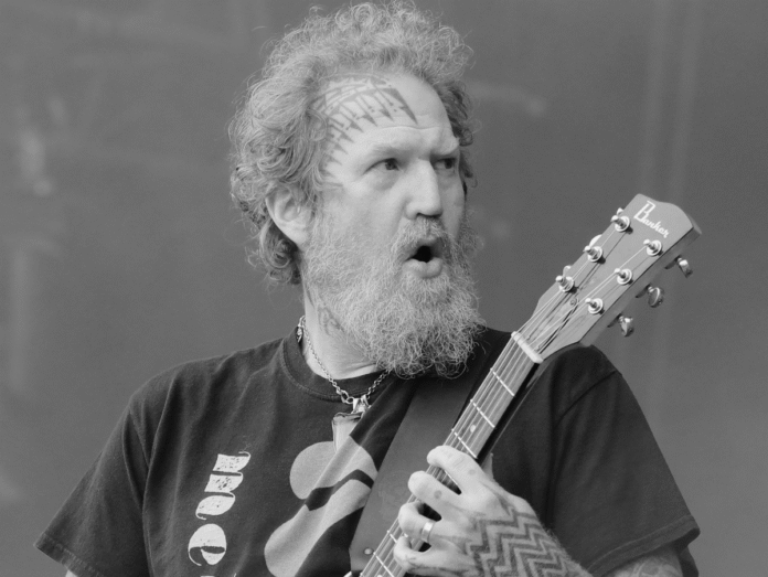 Brent Hinds, ex-vocalista do Mastodon, morre aos 51 anos de idade