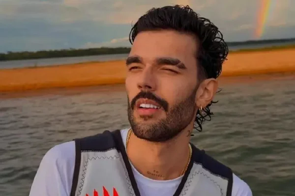 Luan Pereira é monitorado por equipe médica após fortes dores Luan Pereira é monitorado por equipe médica após fortes dores