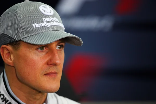 Michael Schumacher “reaparece” em encontro com a primeira neta Michael Schumacher “reaparece” em encontro com a primeira neta