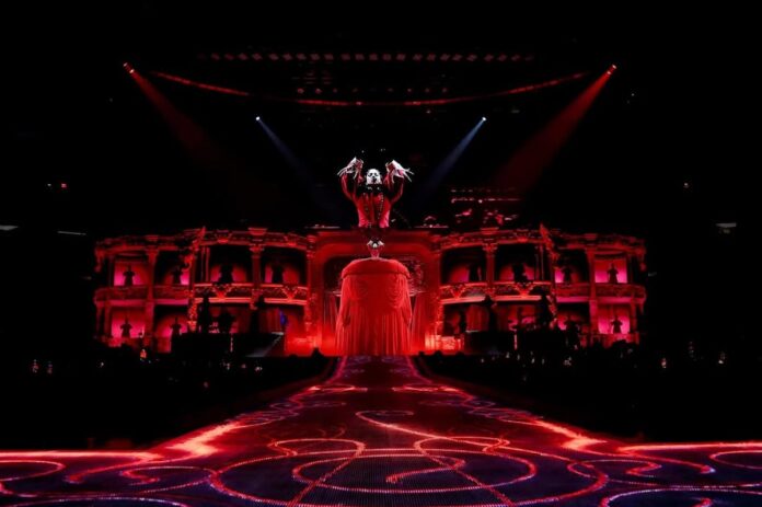 Lady Gaga aproveita último show da turnê para anunciar cartada final da era "MAYHEM"