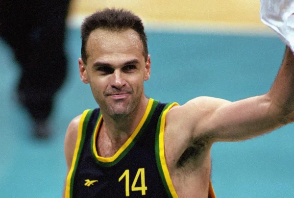 Famosos reagem à morte de Oscar Schmidt, lenda do basquete - destaque galeria